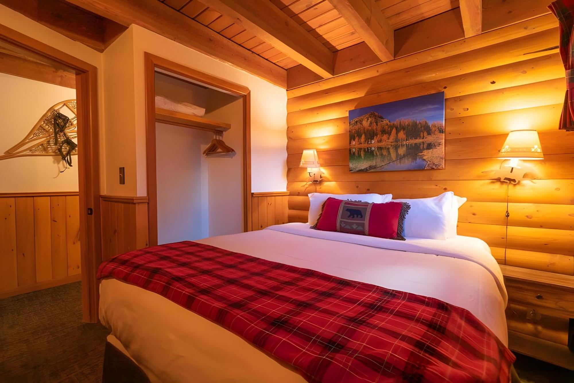 Hotel Baker Creek By Basecamp Lake Louise Zewnętrze zdjęcie