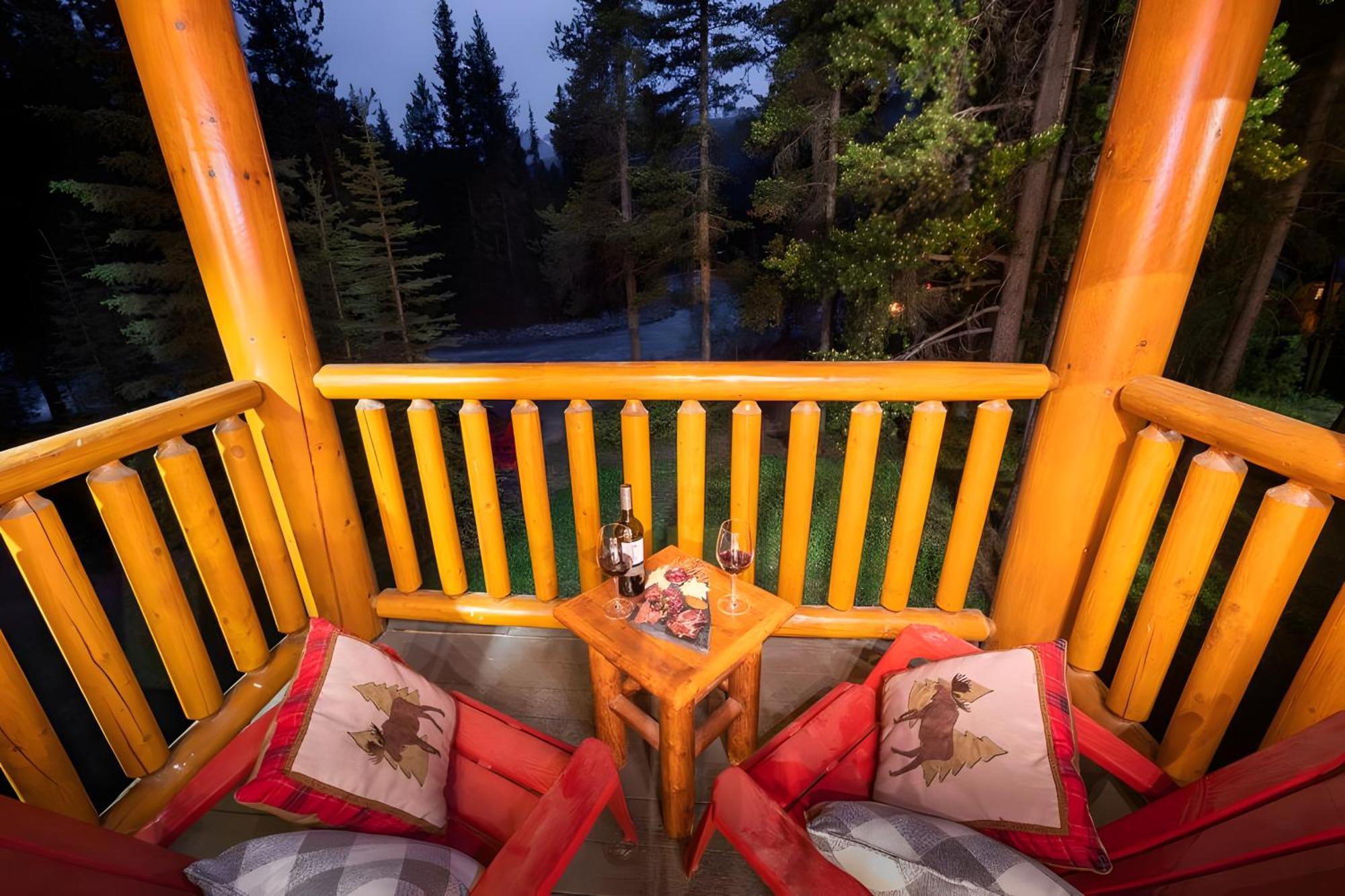 Hotel Baker Creek By Basecamp Lake Louise Zewnętrze zdjęcie
